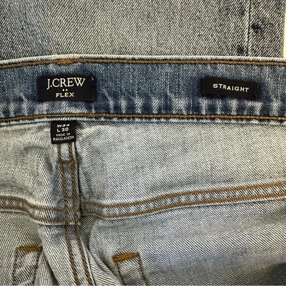 J Crew Men's Straight-fit jean in signature flex size 34/30(e5